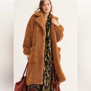 Free People Tessa Teddy Coat in Atlas Camel size S - gently used